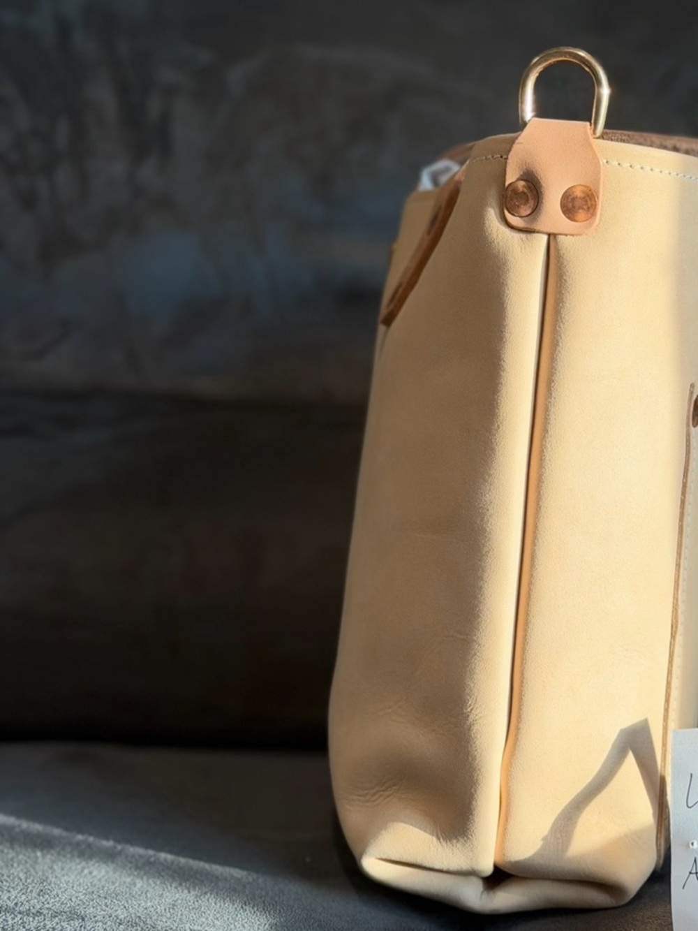 KMM & CO. Veg Tan Mini Travel Tote BNNU - Picture 3 of 7